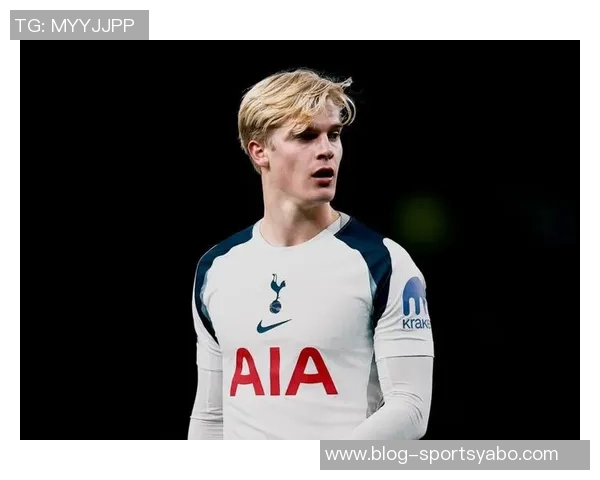 热刺中场贝里瓦尔遭遇严重脚踝扭伤伤情恢复时间尚不明确 热刺中场贝里瓦尔遭遇严重脚踝扭伤伤情恢复时间尚不明确